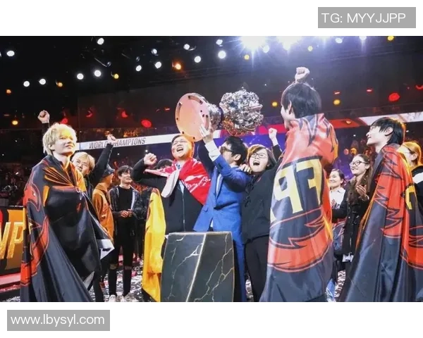 赛后分析:FPX与RNG实力对比及未来发展展望